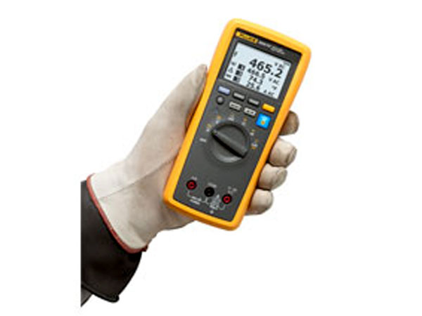 Fluke 3000 FC 系列無(wú)線萬(wàn)用表